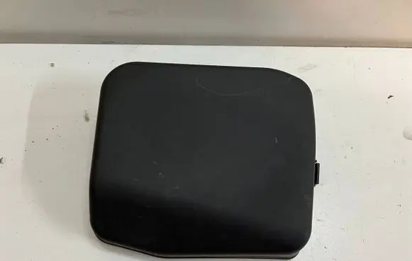 Mazda CX-3 Fuse box cover D09W6676Y