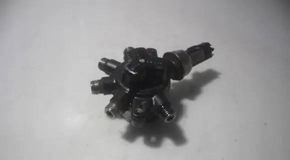 Ford Mondeo MK IV Fuel distributor 