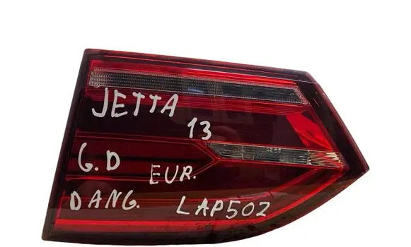 Volkswagen Jetta VI Tailgate rear/tail lights 5C6945308