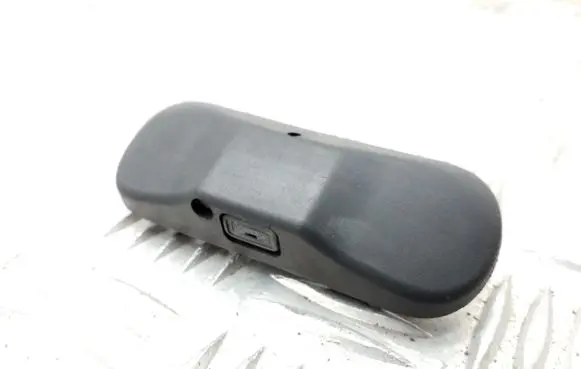 Windshield washer spray nozzle