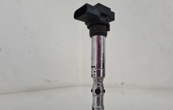Volkswagen Fox High voltage ignition coil 0040102059
