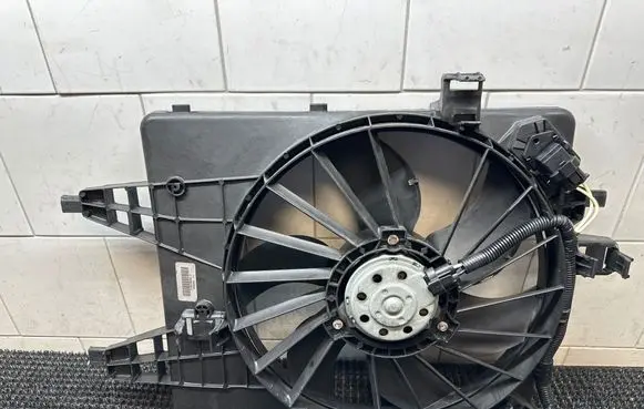 Renault Kangoo II Electric radiator cooling fan 214812805R 5020506