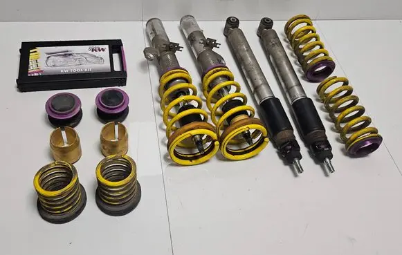 BMW M2 F87 Set of springs and shock absorbers (Front and rear) 2001141 2001040L 2001040R