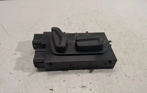 Citroen DS7 Crossback Seat control switch 96666715XT 100245600 10010672