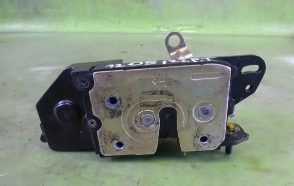 SsangYong Actyon Rear door lock