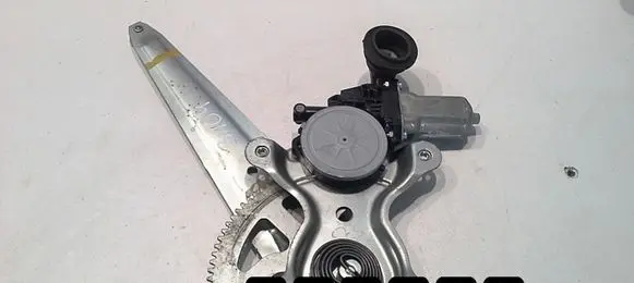 Lexus RX 330 - 350 - 400H Front door window regulator with motor 85710-58010
