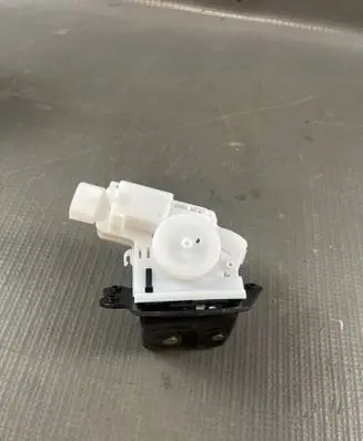 Toyota C-HR II Loading door lock T12TS1