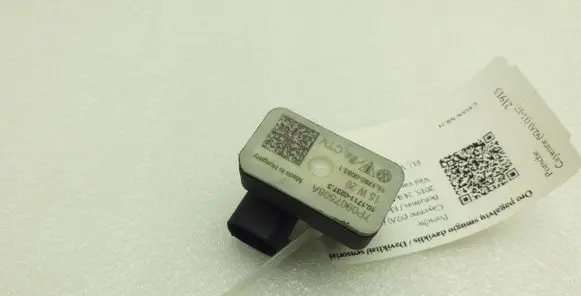 Porsche Cayenne (92A) Airbag deployment crash/impact sensor 7P0907508A