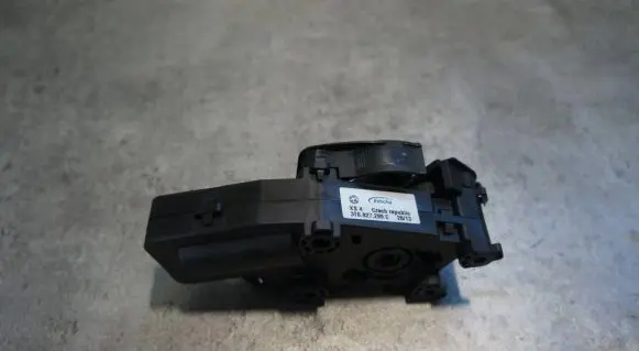 Skoda Superb B6 (3T) Tailgate/trunk/boot lock/catch/latch 3T0827299C