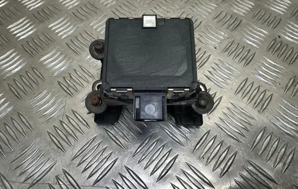 Volkswagen PASSAT B8 Distronic sensor radar 3Q0907561D