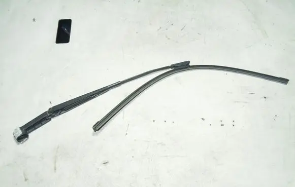 Citroen C4 Grand Picasso Front wiper blade arm 9686640780