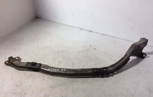 Lexus IS 200-300 Front bumper mounting bracket