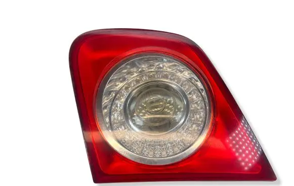Volkswagen Jetta V Tailgate rear/tail lights 1K5945094