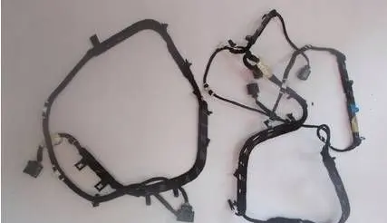 Volkswagen Touran I Tailgate/trunk wiring harness NE51162