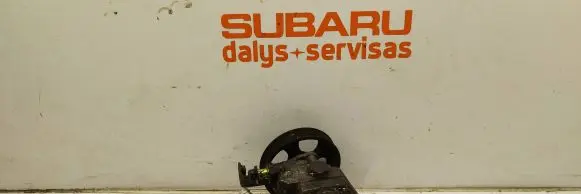Subaru Impreza II Power steering pump 