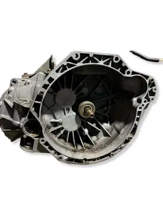 Renault Master III Manual 6 speed gearbox 8200786839