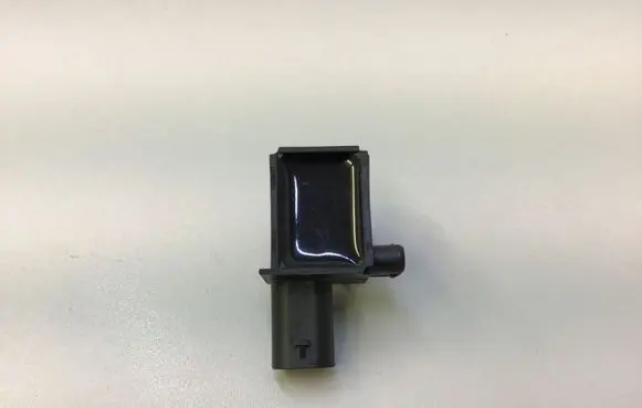 Chrysler Pacifica Airbag deployment crash/impact sensor 68185746AA 53312250 0051C