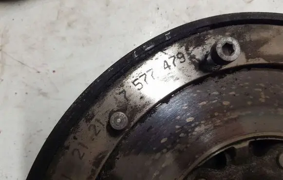 BMW 1 E81 E87 Dual mass flywheel 21217577479