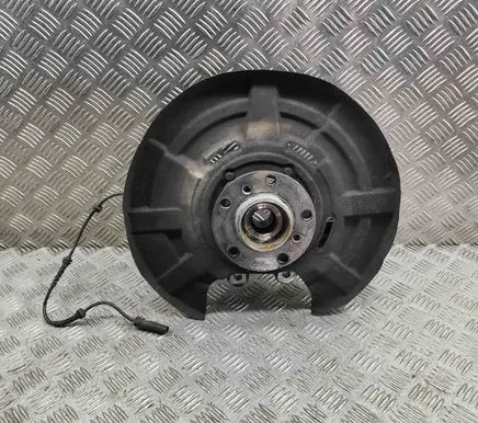 BMW 6 F12 F13 Rear wheel hub 2284142