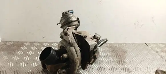 Volkswagen PASSAT B7 Turbo 03L253010F