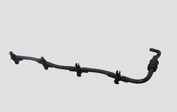 Volkswagen PASSAT B6 Fuel return line/hose