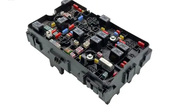 Chrysler Pacifica Fuse module 68233193AD 65782316723
