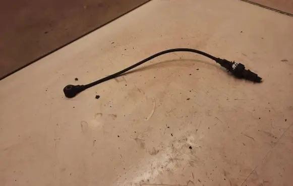 Opel Zafira A Detonation knock sensor 09158720