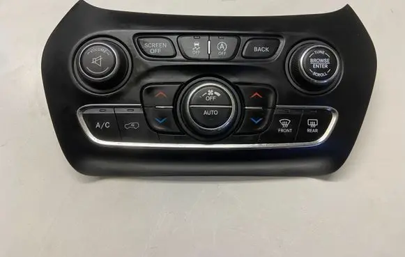 Jeep Cherokee Climate control unit 68249522AA