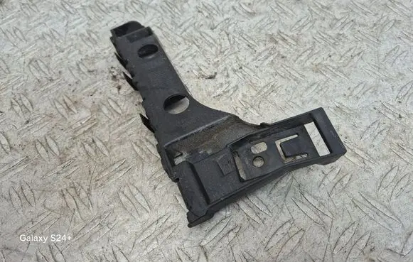 Opel Meriva B Front bumper mounting bracket 13378443