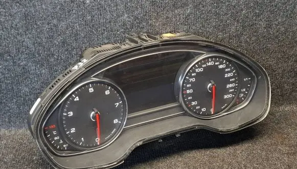 Speedometer (instrument cluster)