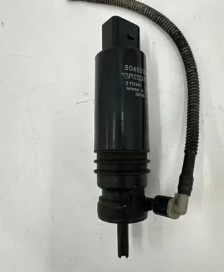 Volvo XC60 Windscreen/windshield washer pump 30655138 3112641
