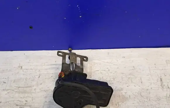 Saab 95 - 96 Headlight washer pump 0390206948 4560702