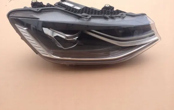 Volkswagen Caddy Headlight/headlamp