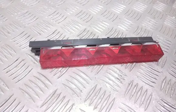 Ford Focus Third/center stoplight 1S7113A613AE