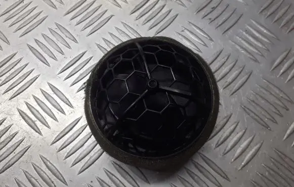 Mitsubishi Colt Dashboard air vent grill cover trim 