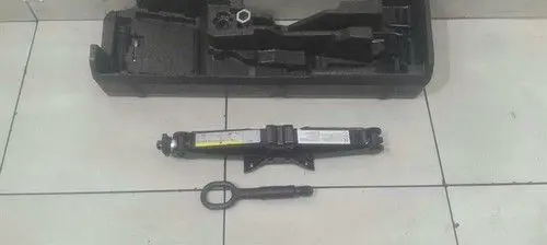Audi A4 S4 B9 First aid kit 8X0012106
