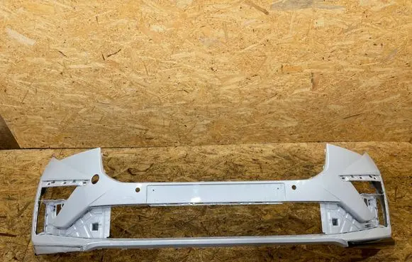 Skoda Scala Front bumper 657807221F S2505A027-Z