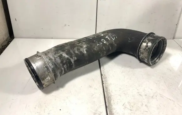 Volkswagen Golf V Intercooler hose/pipe 1K0145834G