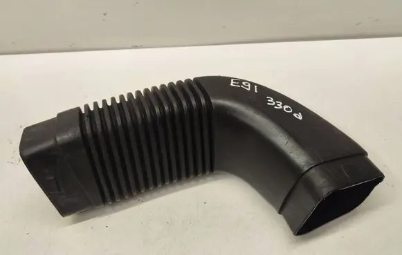 BMW 3 E90 E91 Air intake duct part 7790607 13717790607
