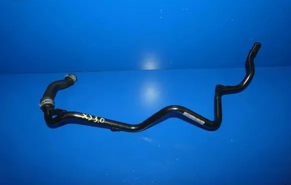 Jaguar XJ X351 Engine coolant pipe/hose AW9Q6C661AB W756C 041062010