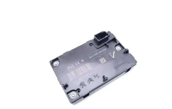 DS Automobiles 9 Wireless charging module 981340328001