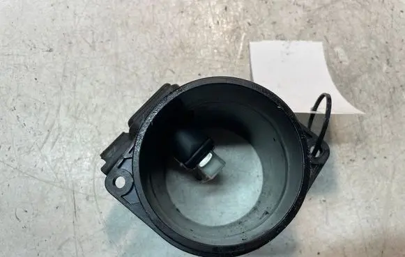 Peugeot 407 Mass air flow meter 99705M