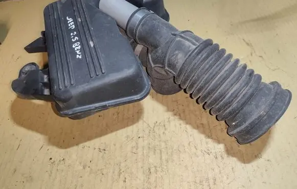 Jeep Cherokee XJ Air filter box