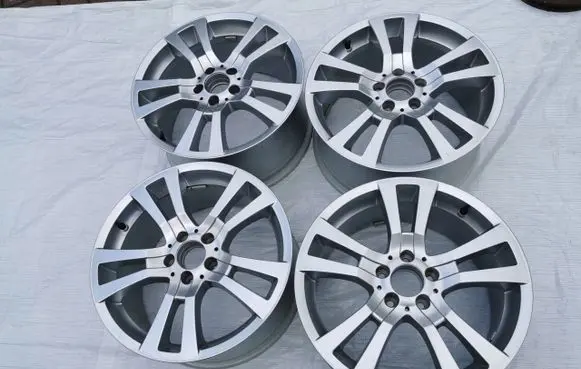 Mercedes-Benz GLK (X204) R18 alloy rim 