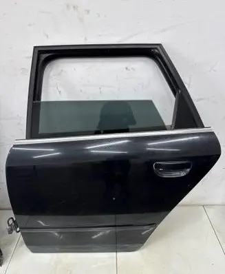 Audi A4 S4 B6 8E 8H Rear door 