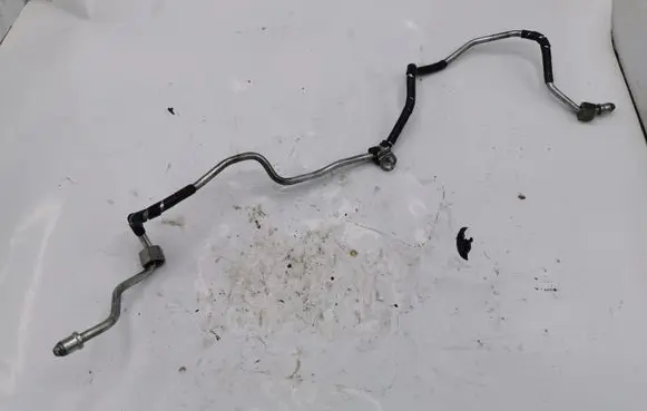 Land Rover Range Rover Sport L320 Fuel injector supply line/pipe NOCODE