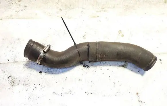 Intercooler hose/pipe