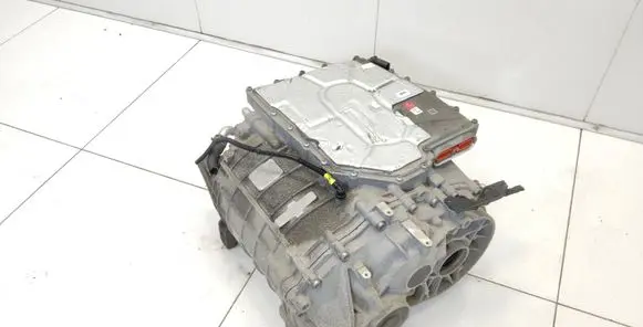 Skoda Enyaq iV Electric car motor 0ET903052AD 0ET907613