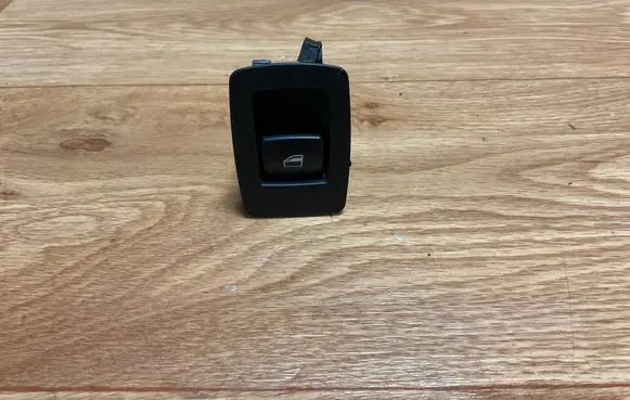 BMW 5 E60 E61 Electric window control switch 15939948 9113773