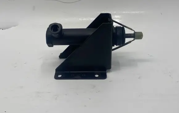 Iveco Daily 4th gen Clutch slave cylinder 